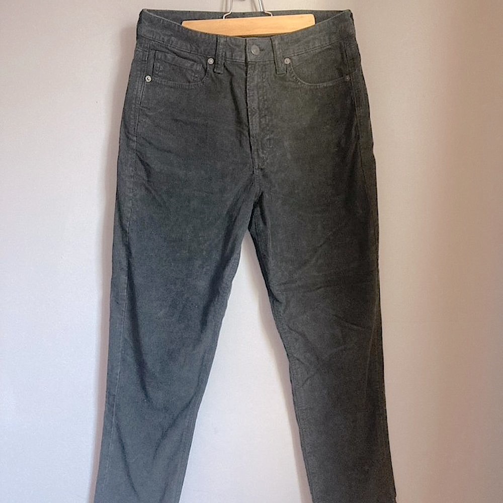 American Eagle Corduroy Mom Pant